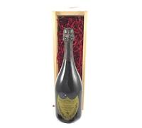 Dom Perignon Vintage Champagne 1992 in a wooden box, 1 x 750ml