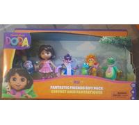 Dora, Fantastic Friends Gift Pack with Dora, Boots, Tico, Isa, and the Fiesta Trio, Toy Figures, Kids Toys for Girls and Boys Ages 3 and Up