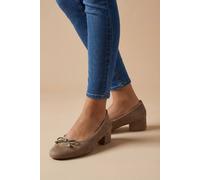 Good For the Sole Women's Barrie Faux Suede Low Heel Ballet Pumps in Taupe | Size: 6 Good For the Sole Taupe 6