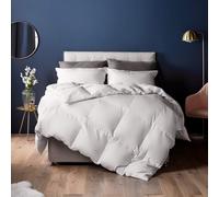 Silentnight Duck Feather and Down Duvet - Luxury 10.5 Tog Double Duvet Feather and Down Warm Cosy Quilt with Breathable Cotton Cover All Year Round Summer Winter - Machine Washable - Double