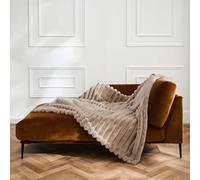 Douceur d'Intérieur, Boudoir Cuddly Blanket (125 x 150 cm) Sand Faux Fur