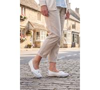 Down To Earth Women's Leather Lace-Up Comfort Flat Shoe in White | Size: 5 Down To Earth White 5
