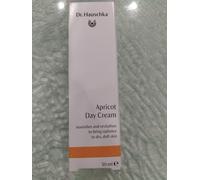 Dr Hauschka Genuine Organic Apricot Day Cream 30ml 02/27