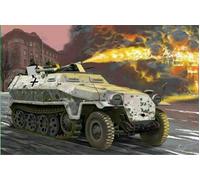 Dragon 6864 Sd.Kfz.251/16 Ausf.C mit 14mm Flammpanzerwagen 1/35 Scale Kit