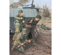Dragon Panzer Pioneer Bataillon 37 1:35 Plastic Figure Model Kit