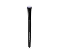e.l.f. Tap & Blend Concealer Brush, Covers Blemishes & Dark Spots for an Airbrushed Finish with a Precision Tip, Synthetic, Vegan, & Cruelty-Free