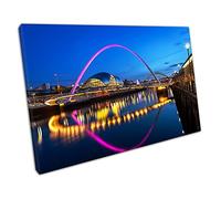 EACanvas Pink Millennium Eye Bridge River Tyne Newcastle Gateshead quayside Canvas Wall Art Print Picture For Home Office Decor 30x20cm (12x8In)