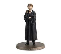 EAGLEMOSS Wizarding World - Ron Weasley with Scabbers Figurine (Harry Potter) - Wizarding World Figurine Collection by Eaglemoss Collections