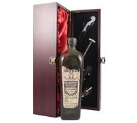 Early 1900's Boll & Dunlop's Distillery Geneva Gin early in a gift box with four wine accessories, 1 x 700ml