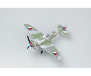 Easy model 36330 - 1/72 La-7 - White 64 - from Czech air force - new