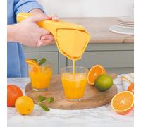 Easy Squeeze Citrus Juicer - Yellow Handheld Manual Lemon Lime Orange Fruit Juicing Press Tool for Use Over Jug or Glass, No Mess or Pips - Measures H9 x W22cm