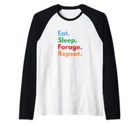 Eat Sleep Forage Repeat for Foragers and Foraging Lovers Raglan Baseball Tee
