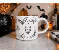 eBoutik - Novelty Halloween Ceramic Coffee Mug with 3D Bat on Handle Design - Hand Painted Bats Design for Spooky Boo Basket Gift - Autumn Tea or Soup Cup - Microwave & Dishwasher Safe