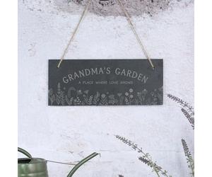 eBuyGB Personalised Grandma’s Garden Sign, Floral Slate Hanging Plaque, A Place Where Love Grows, Birthday, Gardening Lover Gift for Nana, Nanny, Granny, Nanna
