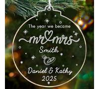 EDSG Personalised Christmas Bauble, Engagement Gifts, First Christmas as Mr and Mrs 2025 Tree Decorations, Just Married Decorations, Wedding Christmas Ornament for Wedding Newlyweds (Round)
