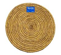 Egertec 90cm straw archery target. Manufacturerd in the uk 90cm x 90cm x 10cm. 20kg, yellow/gold