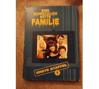 Eine schrecklich nette Familie - Erste Staffel (2 DVDs)