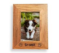 EIO Gifts - Personalised 7" x 5" French Oak Finish Photo Frame with Paw Prints Design - Engraved
