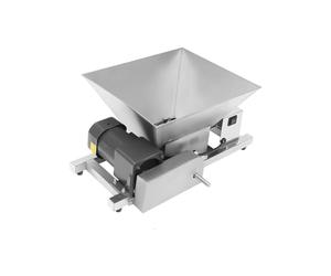 Electric Fruit and Vegetable Grinding Machine, 60W Power with 4L Hopper, 20kg/h Output for Bread, Brown Sugar, and Vegetable Processing