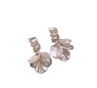 Elegant & Gentle Faux Shell Earrings - White Shell Flower Stud Earrings Simple Beach Style Jewelry for Date Party Vacation Gift for Her