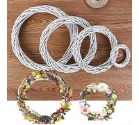 Elegant Rattan Ring Decoration Perfectly Suited to Enhance Your Holiday Atmosphere at Home or Events (25cm)