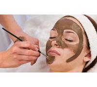 Elevate Your Facial Skills: Expert Training