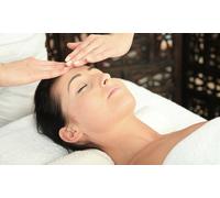 Elevate Your Facial Skills: Expert Training