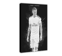 ELKPDOE Toni Kroos 7 Poster Football Canvas Poster Bedroom Decor Landscape Office Room Decor Gift Frame:16x24inch(40x60cm)