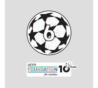 Elms Liverpool/B.Munich - UCL 6 Times Winners Badge Set - Junior