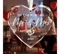 Engagement Gifts,Heart Engagement Gifts for Couples for Couple Personalised Crystal Glass Keepsake Congratulations Present for Newly Engaged Ornament 2025(Heart) (Mr & Mrs)
