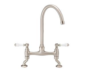 ENKI, Astbury, KT103, Deck Mounted Brushed Nickel, Kitchen Sink Mixer Tap, Featuring a Swivel Swan Neck Spout and Quarter Turn Ceramic Levers, Solid Brass Construction, Traditional Design