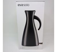 Eva Solo 1-litre Vacuum Jug with 100% Drip-free Pouring Lip Black
