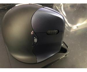 Evoluent Jacklo 4 Right Handed Wireless Vertical Mouse. Black/Blue/Silver.