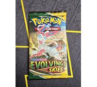 Pokémon TCG: Sword & Shield 7: Evolving Skies Booster Pack