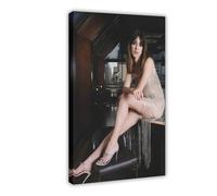 Exclusive Art Elegant Actress Posters Daisy Edgar Jones Portrait Poster 4 Canvas Poster Wall Art Decor Print Picture Paintings for Living Room Bedroom Decoration 24x36inch(60x90cm)