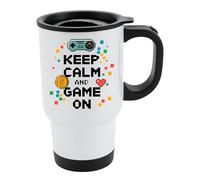 Excudo Trade LTD Keep Calm and Game On Travel Mug Gamer On-The-Go Coffee Cup with Lid Funny Controller Gift for Him Her Portable Retro Gaming Mug for Console Players Geeks and Nerds - White