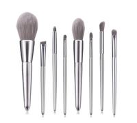 Eye Catching Synthetic Fiber 8pcs Makeup Brushes Set Delicate Cosmetic Brushes Face Makeup For Professional Look Silver Brush Collection