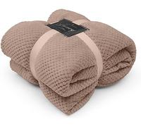 FAIRWAYUK Waffle Honeycomb Throw Fleece Blankets, 100% Polyester Warm Faux Fur Throws Over Sofa Bed Settee Soft Blanket, Extra Large (Oyester, Single Size 130x150cm)