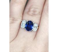 Faith Diamonds 18ct Yellow Gold with Platinum Head 2.37ct Oval Sapphire with 1.40ct D/E Oval Cut Diamond Sides LAB Grown Diamond Certified Ring