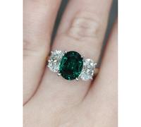 Faith Diamonds 9ct Yellow Gold 1.57ct Oval Emerald with 1.40ct D/E Oval Cut Diamond Sides LAB Grown Diamond Certified Ring