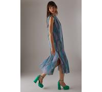 Womens Faith: Cadence Satin Closed Toe Chunky Platform Heeled Shoes Green 7