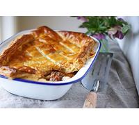 Falcon Enamel 22cm Oblong Pie Dish (Pack of 2)