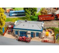 Faller 130140 HO/OO Gauge Motorcycle Shop Kit
