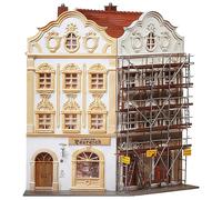 Faller 130452 Corner Townhouse with Scaffolding 220x175x175mm Old Townhouse 1:87