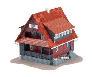 Faller 130587 Half-Timbered House with Fountain