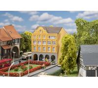 Faller 232177 Town House with Arcades