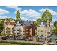 FALLER Town House Line Beethovenstraße Model Kit with 1084 Items 298 x 75 x 123 mm I Model Railway Accessories N I Model Railway N City