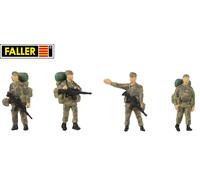 Soldiers with Luggage Figure Set