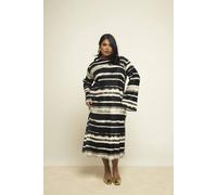 Fashion-Szn Curve Khaki Striped Flare Sleeve Plisse Midaxi Dress Khaki 18