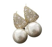 Fashionable Freshwater Pearls Earrings Designed With Premium Sturdy Alloy Great For Enhancing Elegant And Styles Elegant Pearls Studs